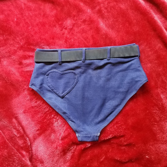 Sold*Wonder Woman Bottoms DC Bombshells - Picture 2 of 4